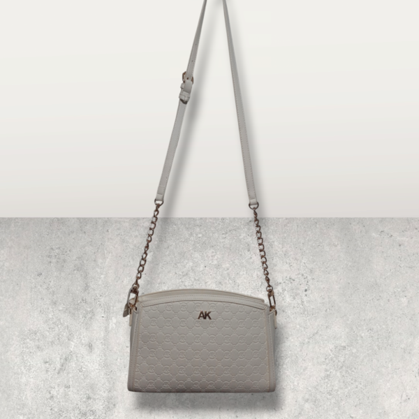 CARTERA BLANCA MARCA:ANNE KLEIN